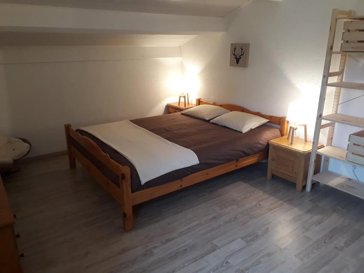 Gite Des 3 Marches Lamoura Rom bilde